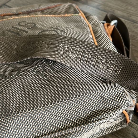 Louis Vuitton Damier Geant Shoulder Bag - Picture 11 of 16